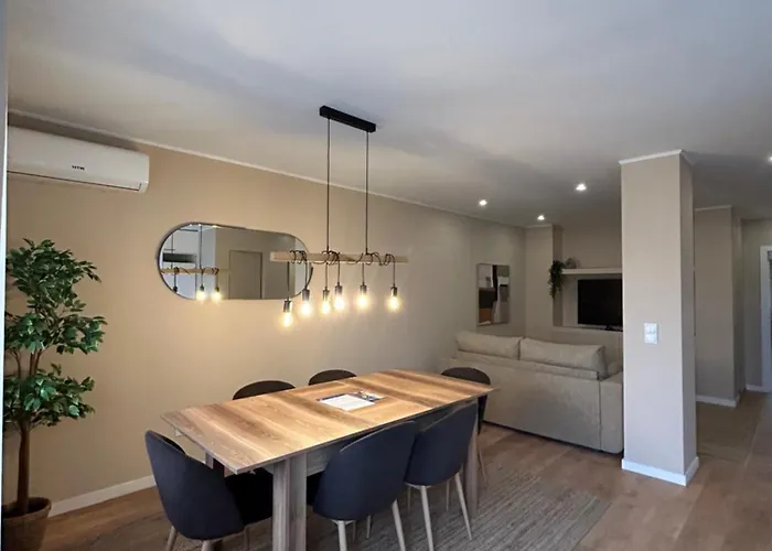 Near Family - Free Parking Apartmán *