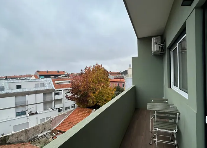 Near Family - Free Parking Porto