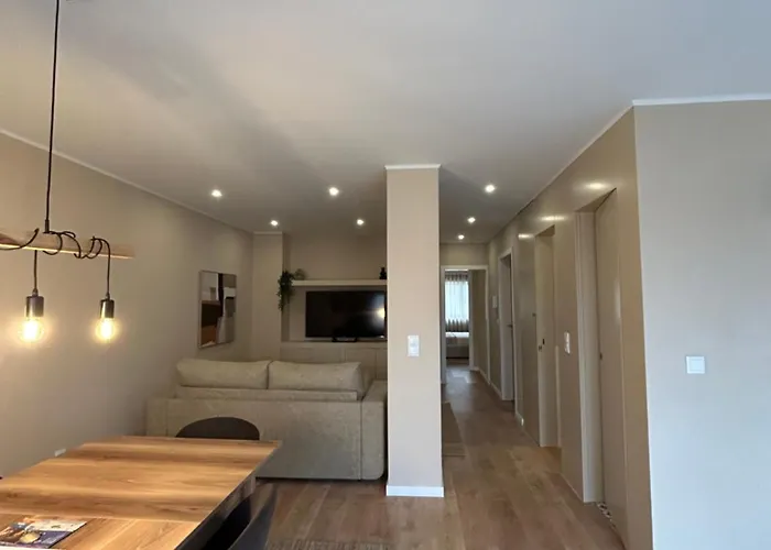 Near Family - Free Parking