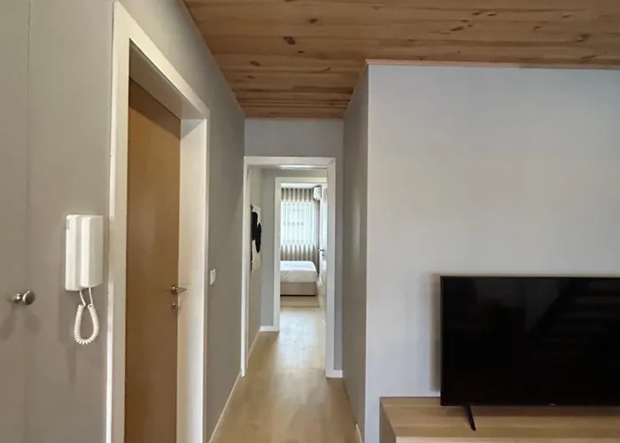 Near Family - Free Parking Apartmán