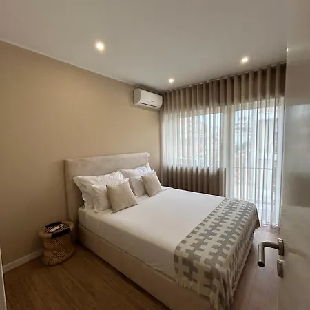 דירה Near Family - Free Parking פורטו