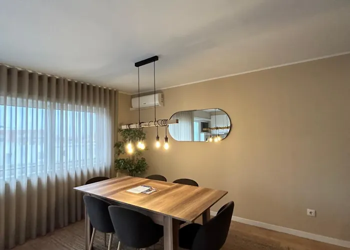 Near Family - Free Parking Daire *