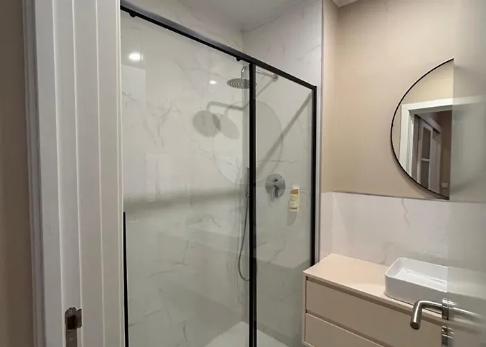 Near Family - Free Parking * Porto