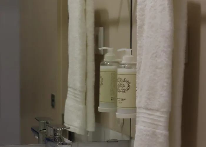 Near Family - Free Parking Porto